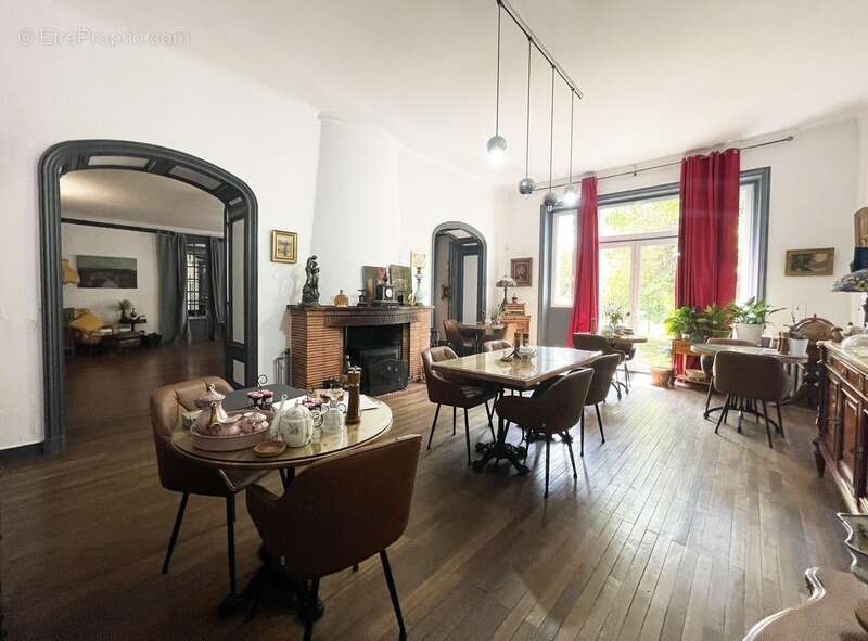Château + gîte avec activité d’hébergement touristique proche de COGNAC (16) - photo 6