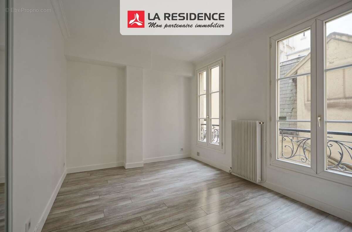 Appartement à PARIS-11E
