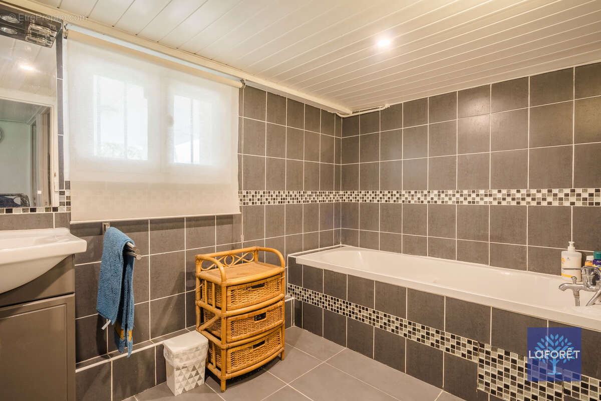 Maison à LES PAVILLONS-SOUS-BOIS