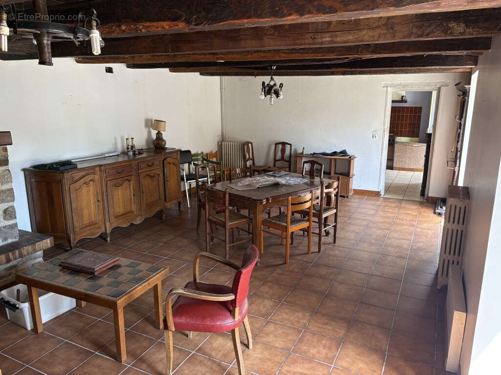 Entre Pompadour et Objat, au coeur du village de Lascaux - photo 7