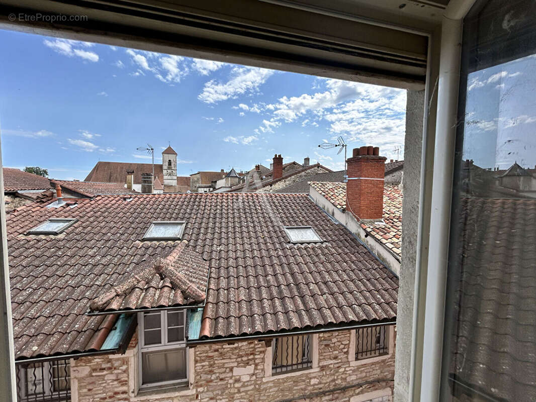 Appartement à PONT-DE-VAUX