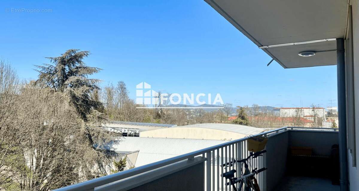 Appartement à LYON-5E