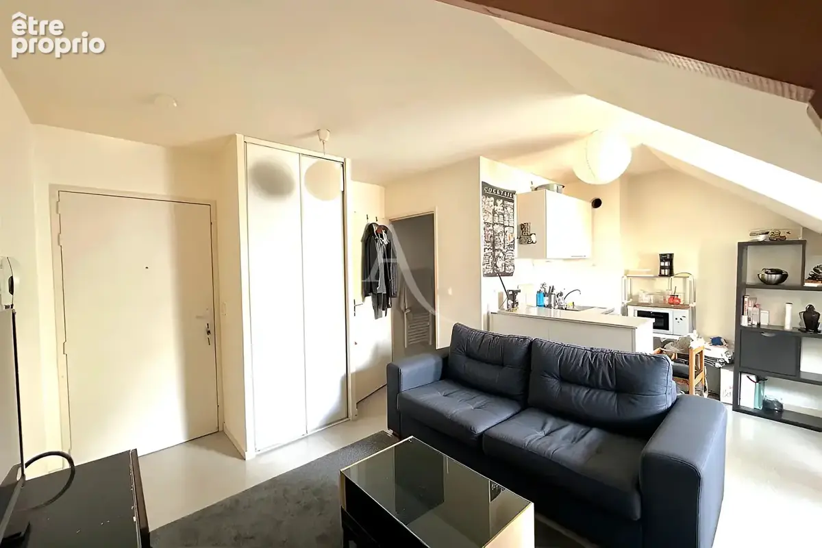 Appartement Nantes 19m² dernier étage + box en sus - photo 2