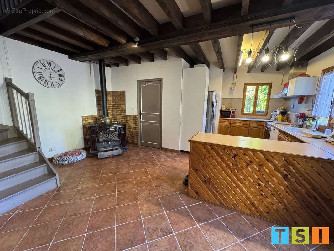 Maison à SAINT-MARCET