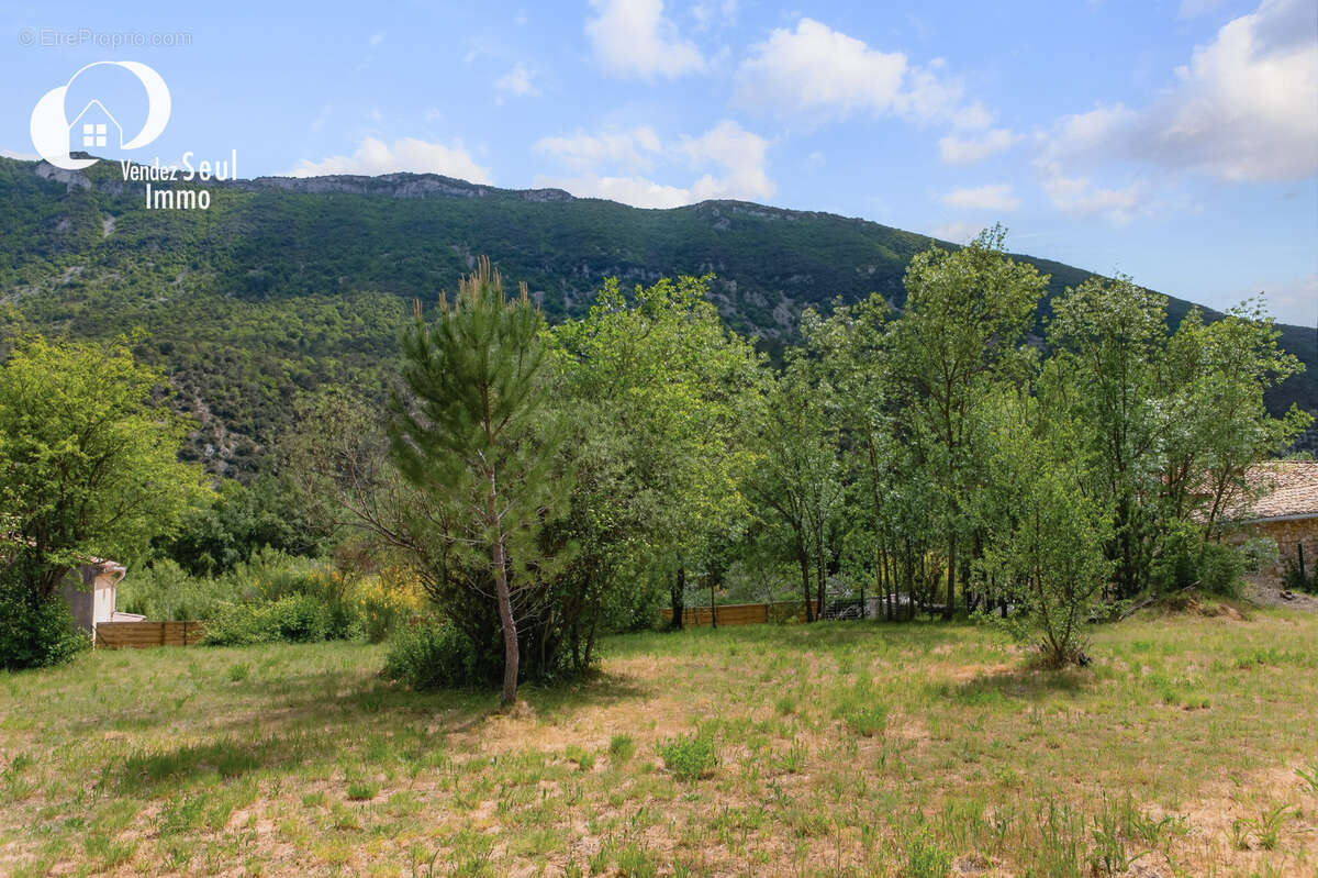 Terrain à LA PENNE-SUR-L'OUVEZE