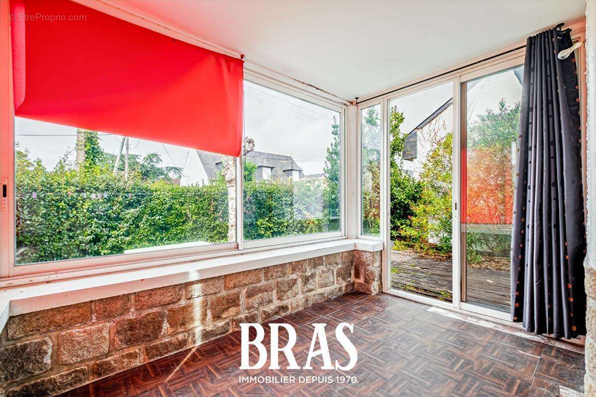 Maison à LE POULIGUEN