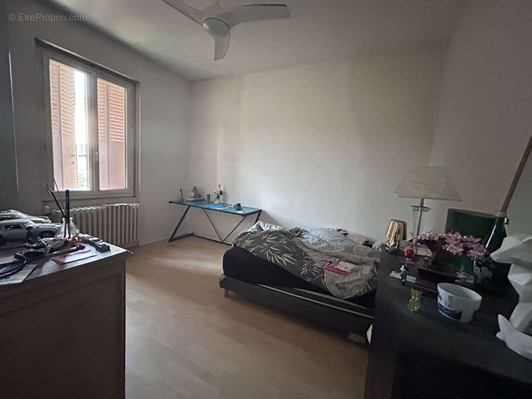 Appartement à GUILHERAND-GRANGES