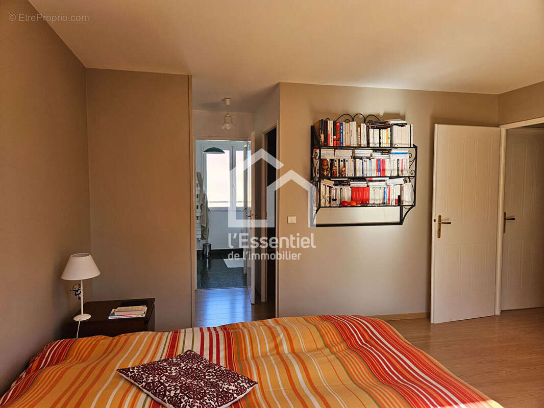 Maison à VERNEUIL-SUR-SEINE