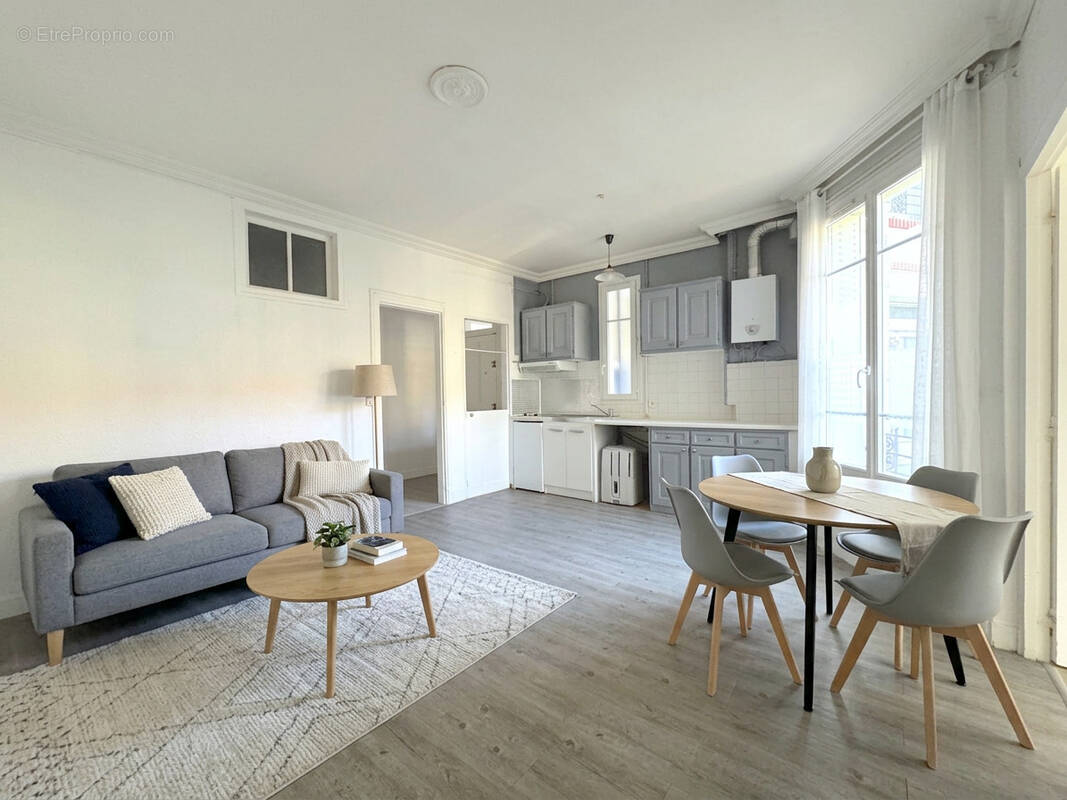 Appartement à ASNIERES-SUR-SEINE