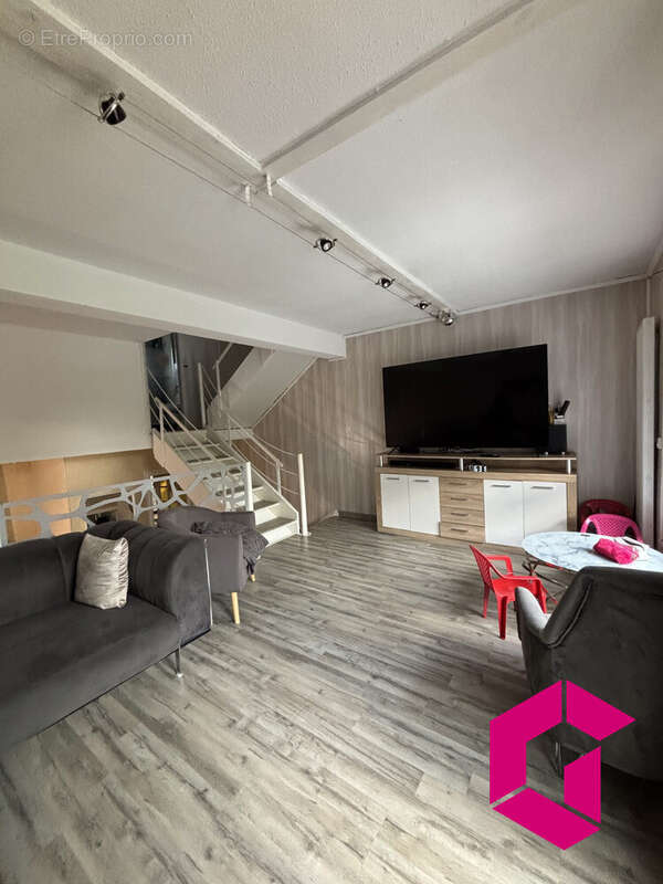 Maison à SAINT-ETIENNE