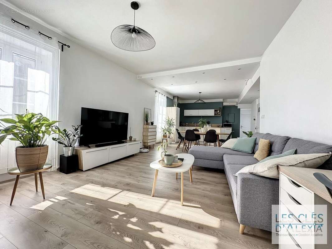 Appartement à ECHALAS