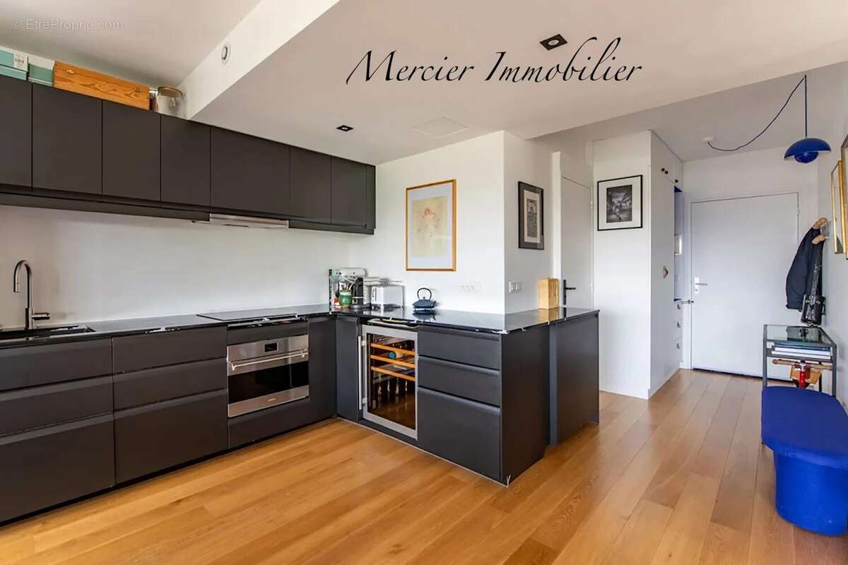 Appartement à PARIS-15E