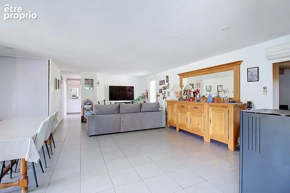 A VENDRE ! Maison à SALERNES de plain-pied avec dépendance piscine et 4 garages sur 2 945 m² de terrain - photo 4