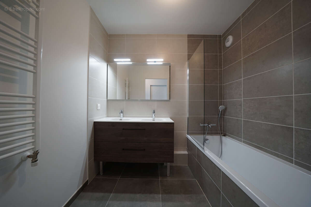 Appartement à CLAIX