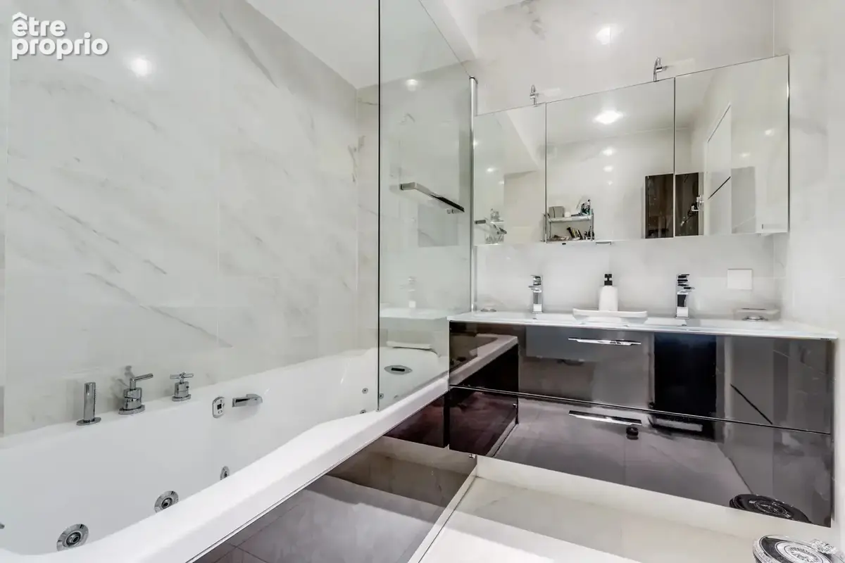 Paris xvi vue  degagee sur la seine - photo 12