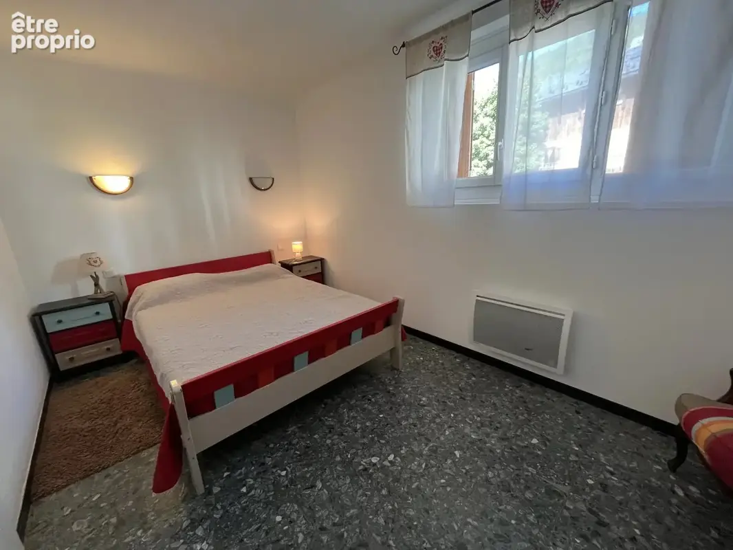 Grand appartement en plein centre du village - photo 7