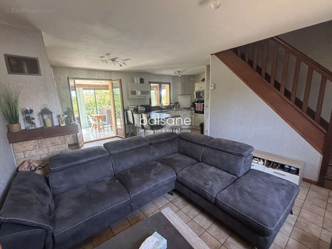 Maison 89 m² à Barentin  - photo 4