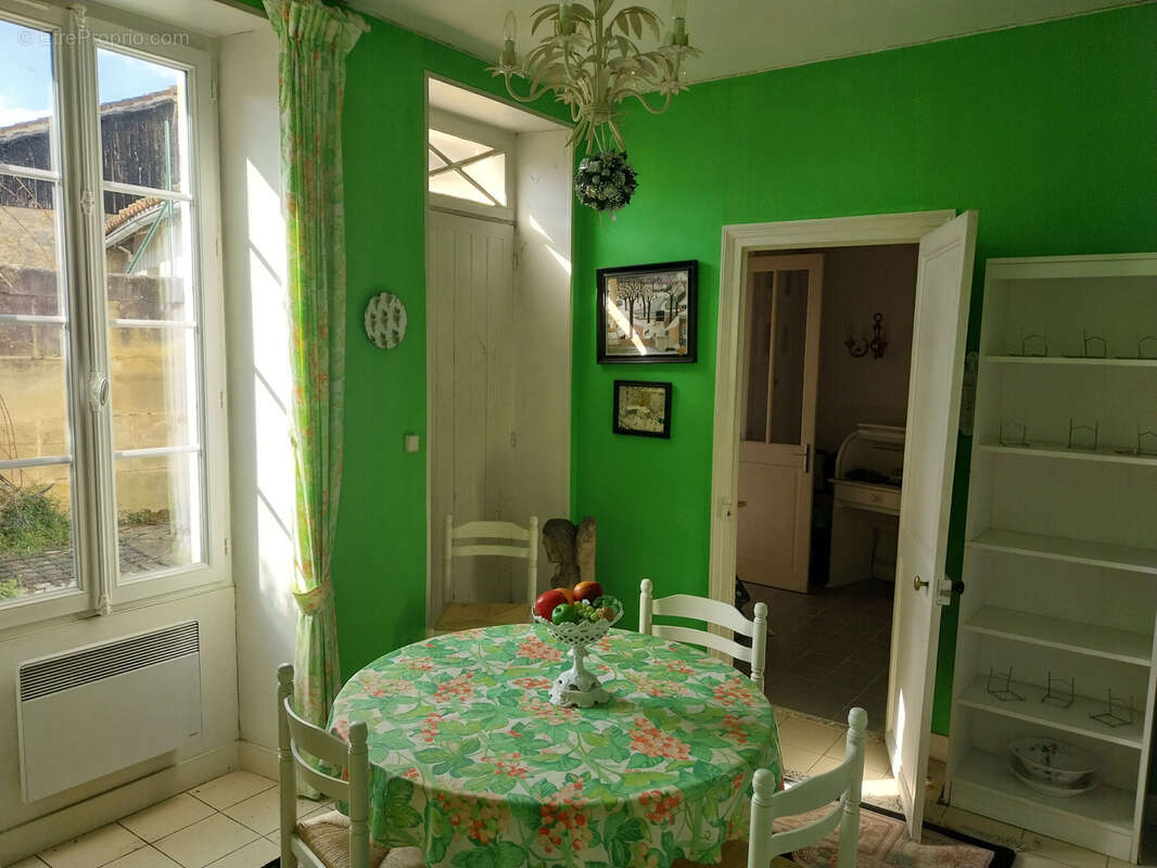 Maison à COGNAC