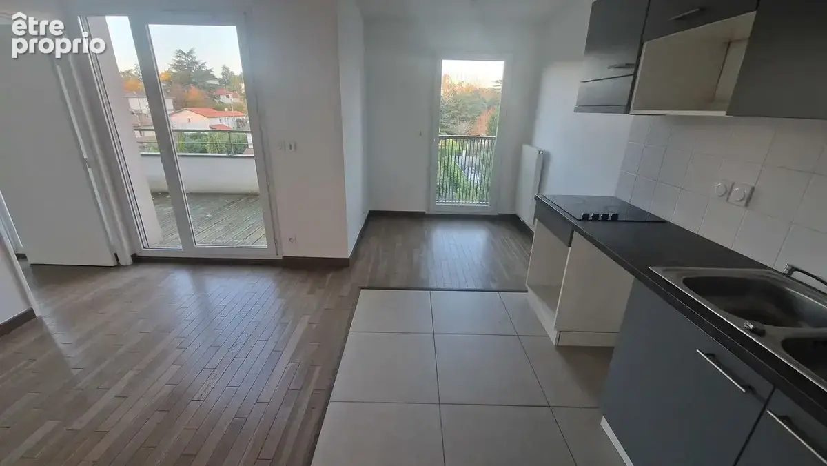 Appartement 2 pièces 40 m² à vendre à Ecully (69130) - photo 4