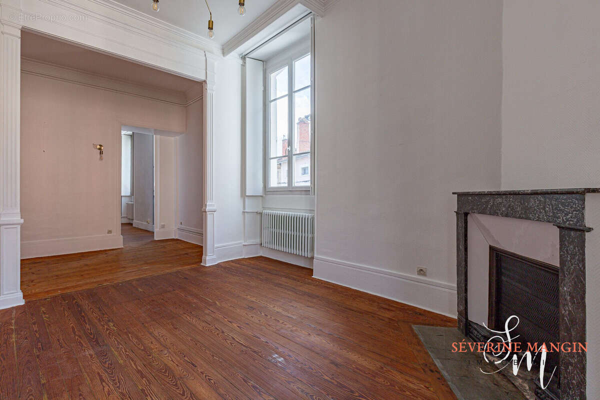 Appartement à ROMANS-SUR-ISERE