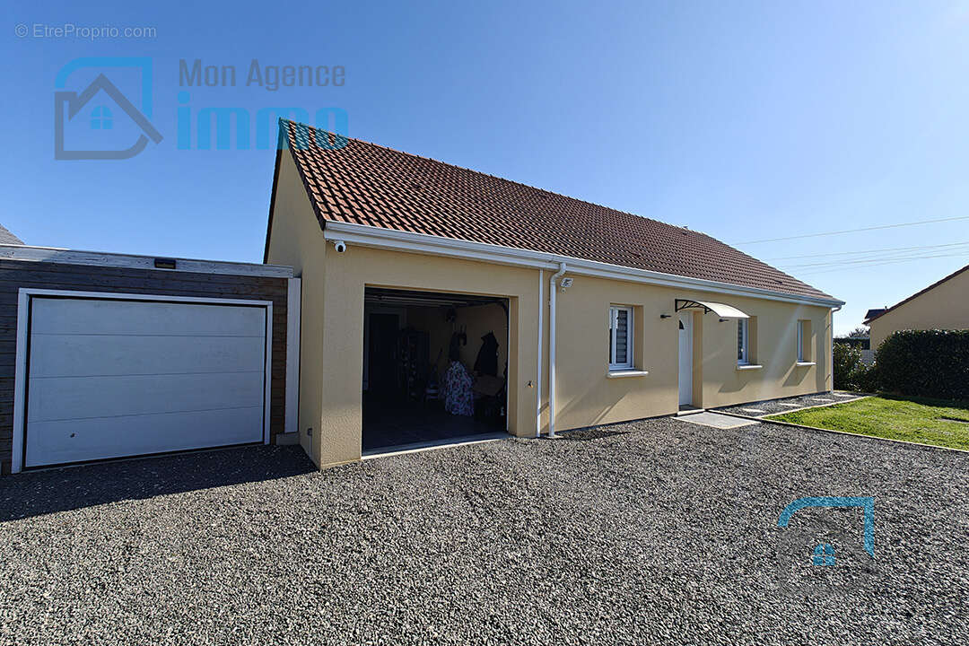 Maison à MEHUN-SUR-YEVRE
