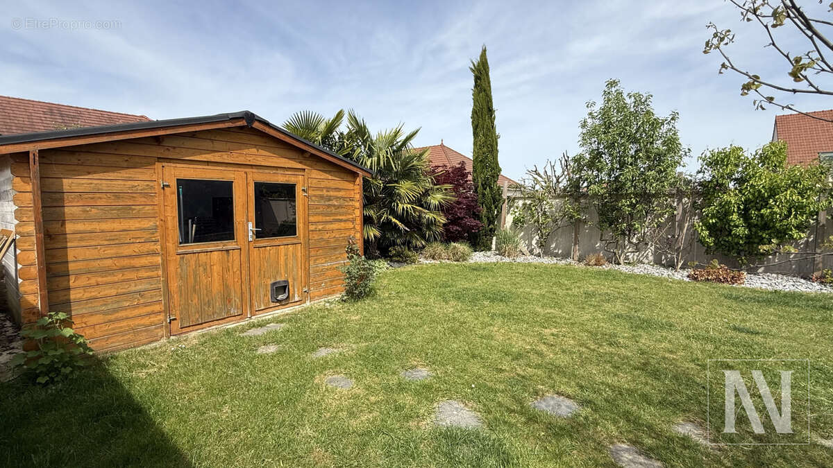 Maison à BREVIANDES