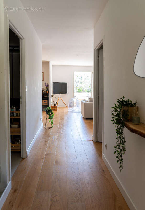 Appartement à MARSEILLE-11E