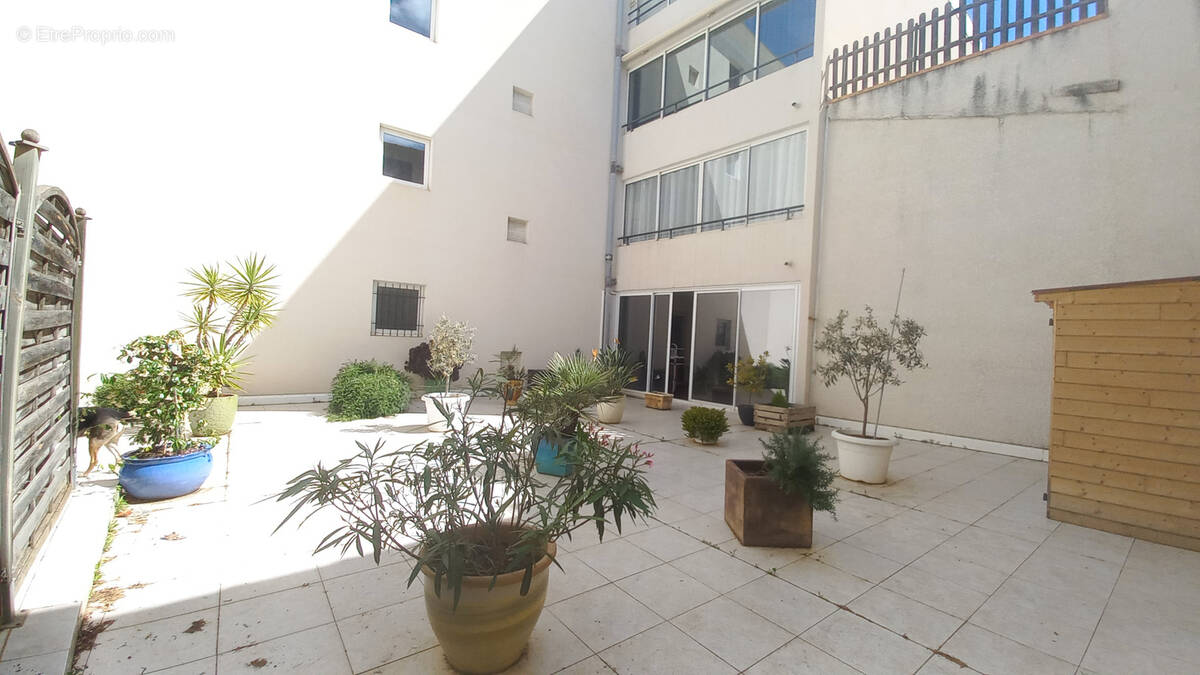 Appartement à BEZIERS