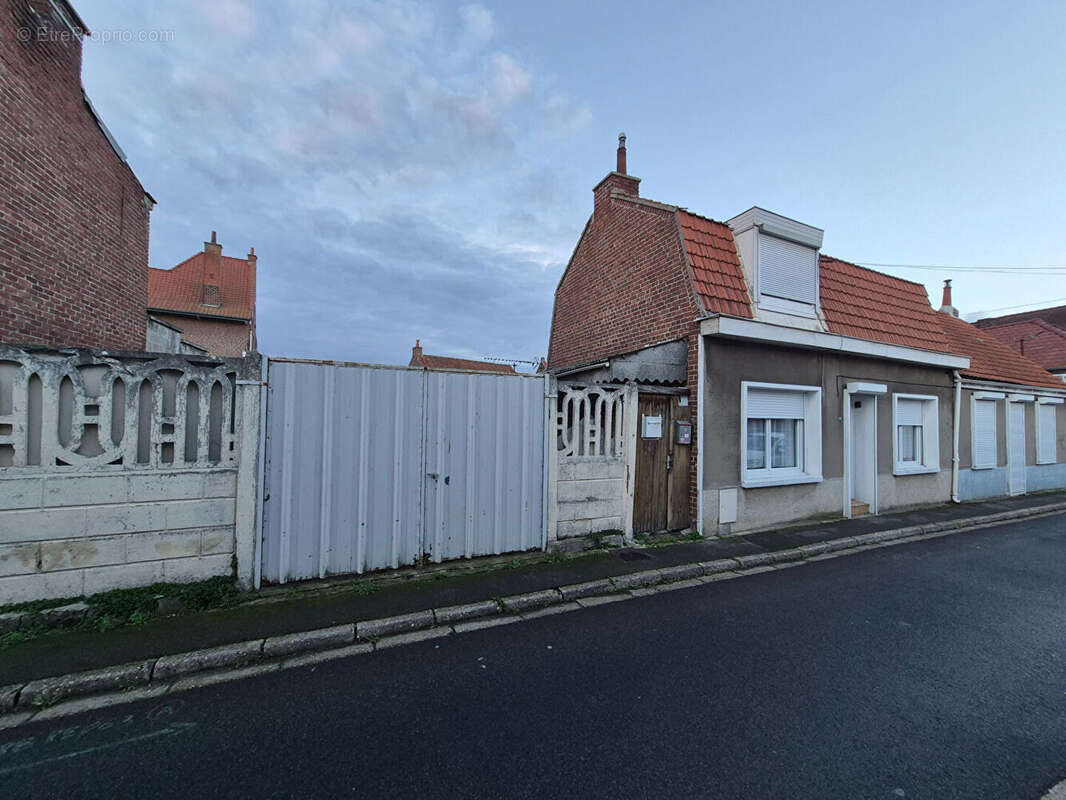 Maison à ANNOEULLIN