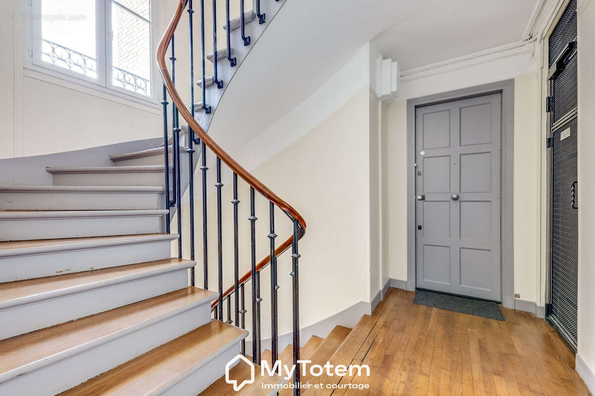 Appartement à LEVALLOIS-PERRET