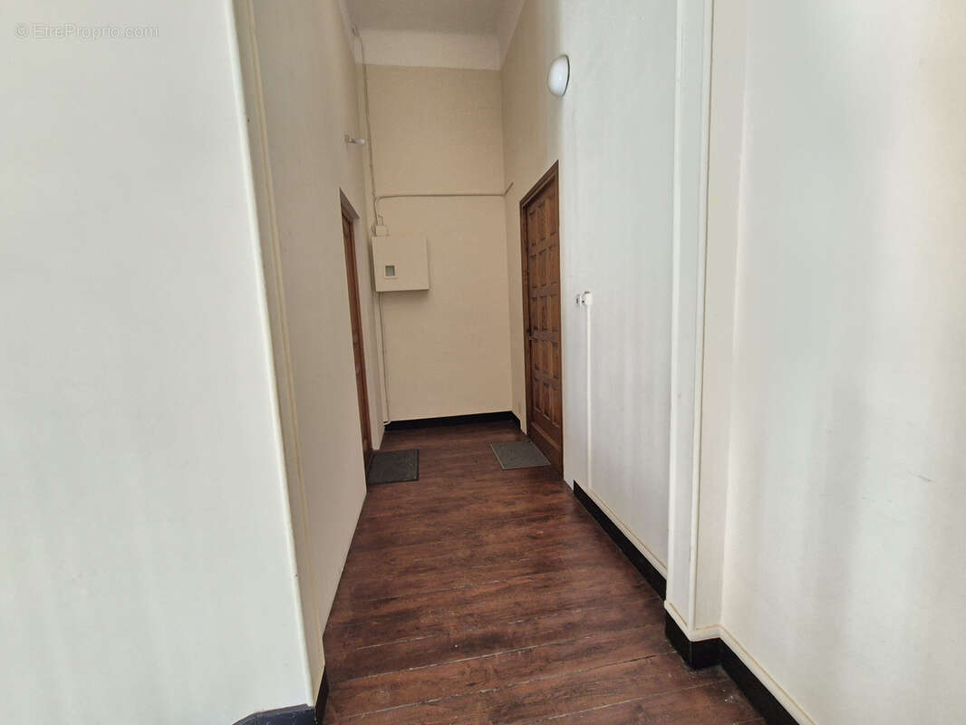 Appartement à HYERES