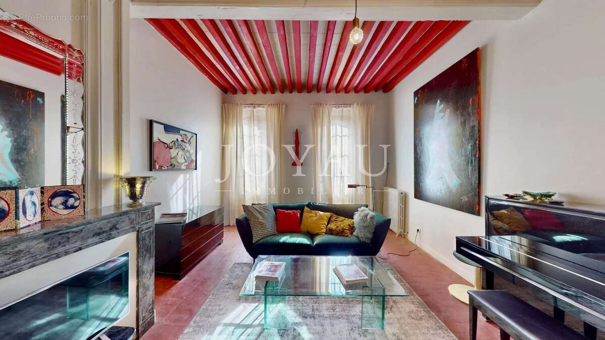 Maison à CARBONNE