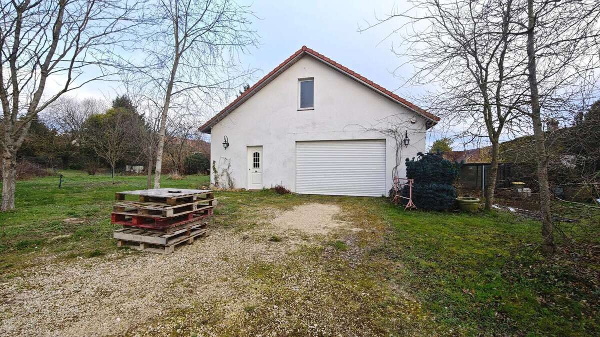 Photo 2 - Maison à PONT-SUR-YONNE