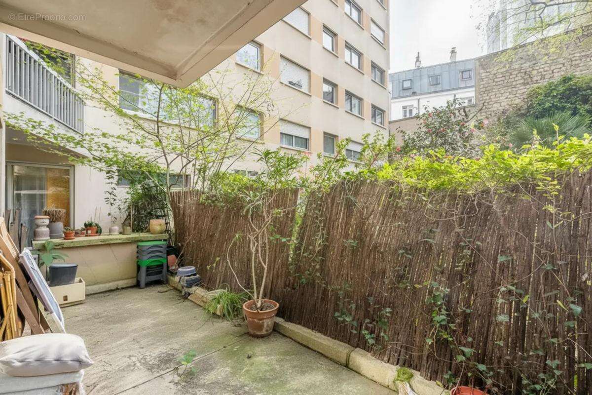Appartement de 4 pièces de 84 m² à Paris - photo 10