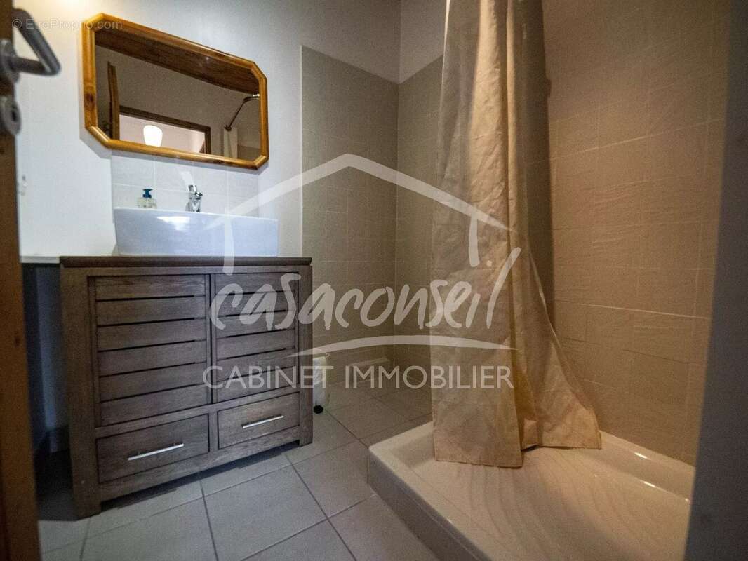 Appartement à SAINT-GERVAIS-LES-BAINS