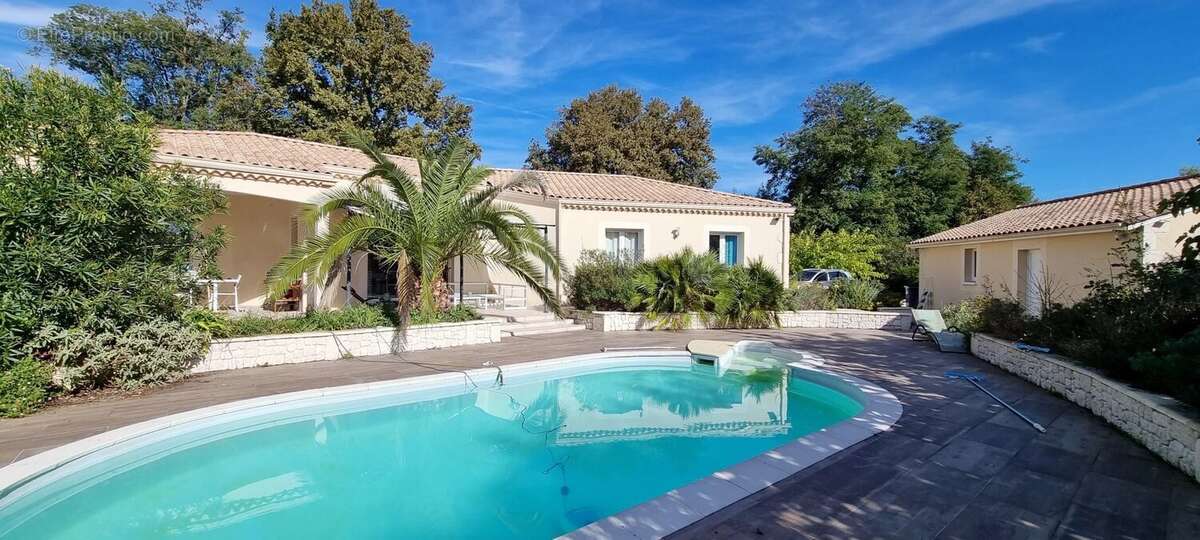 Maison à SAINT-GERMAIN-ET-MONS