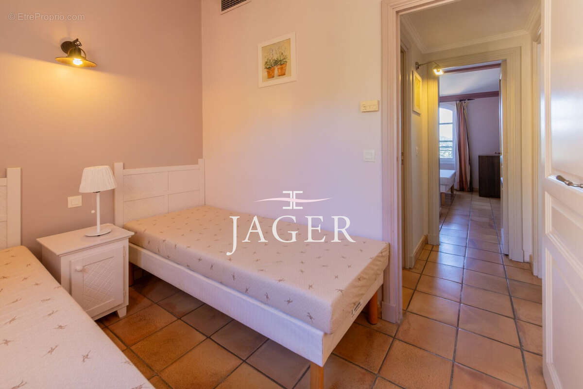 Appartement à GRIMAUD