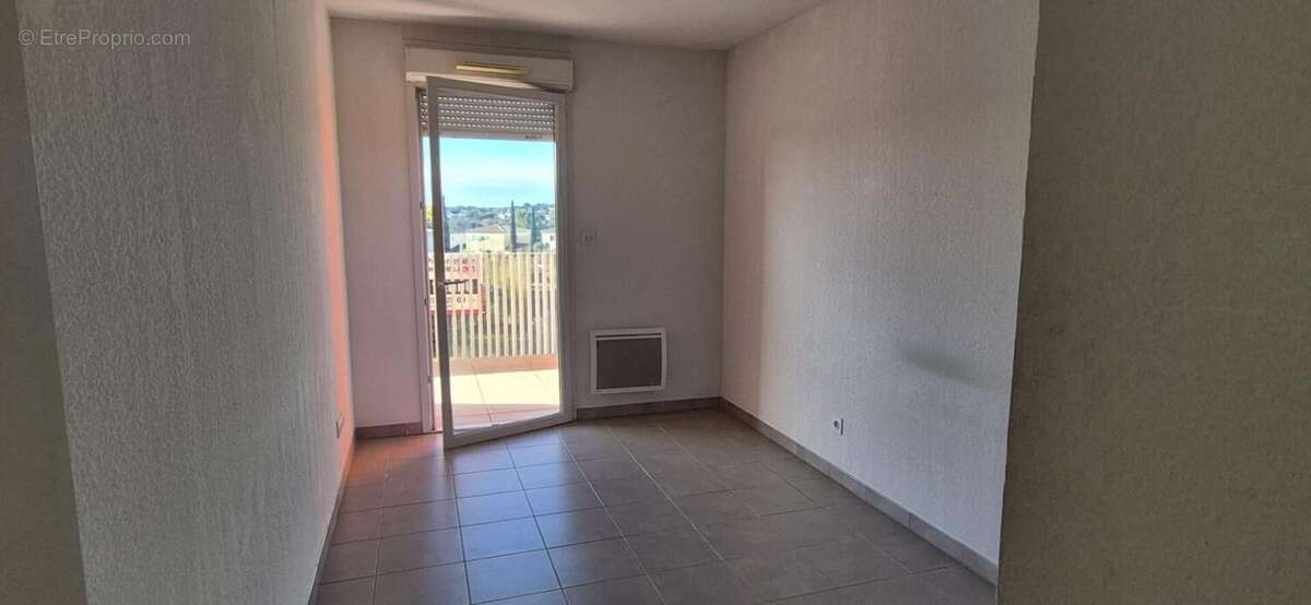 Appartement à JUVIGNAC