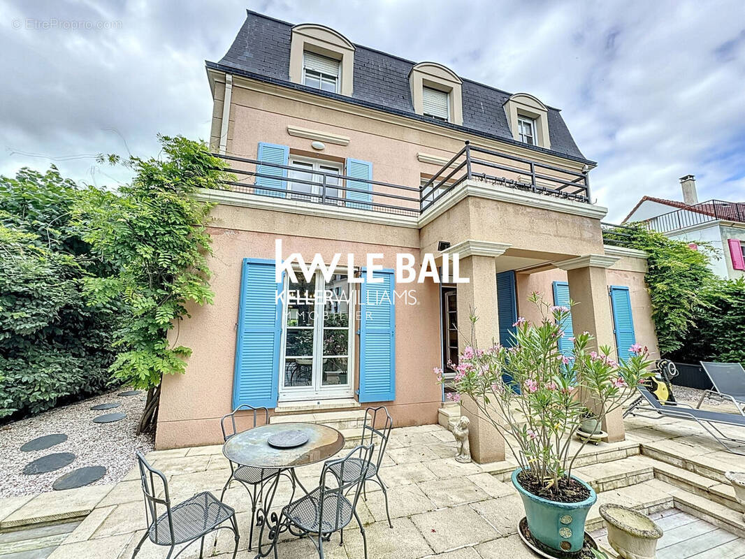 Maison à CERGY