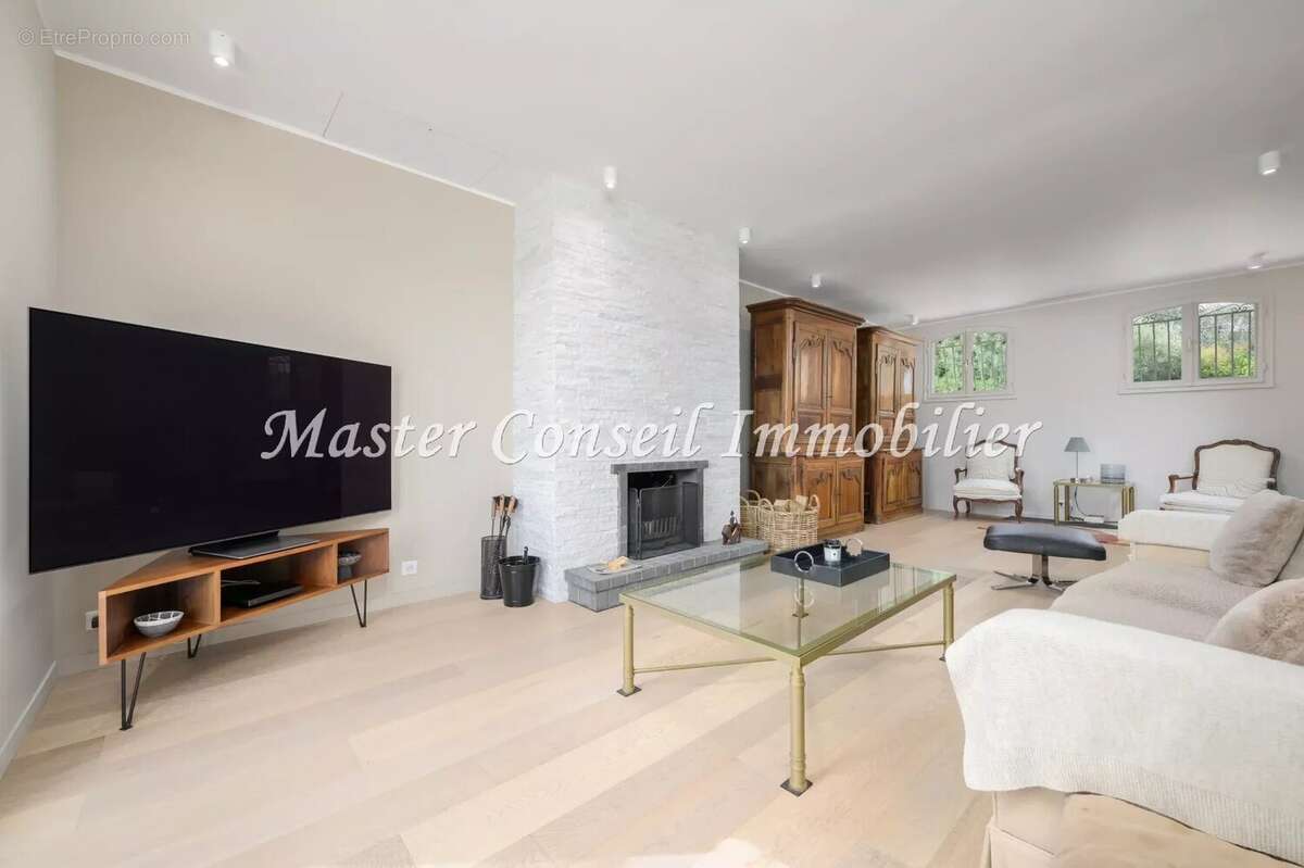 Vue Mer , Villa rénovée 280M²  contemporaine.  Parc arboré  2500M² - photo 31