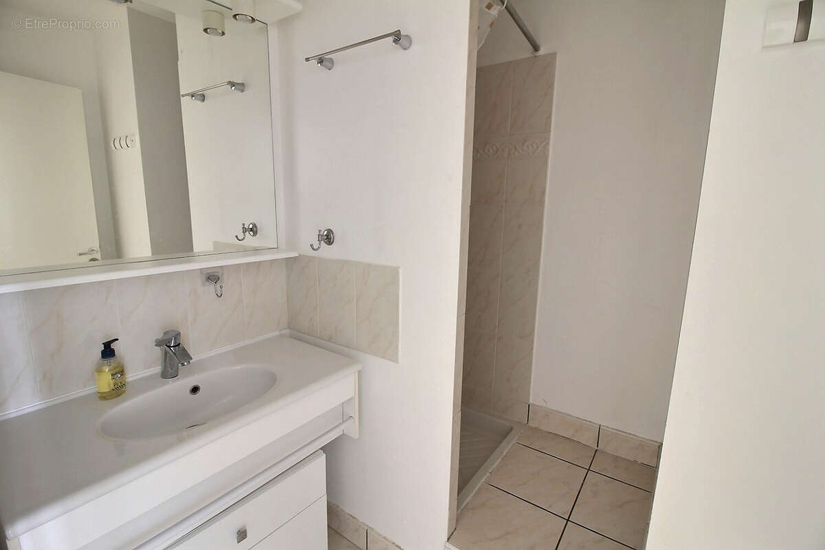 Appartement à MONTIGNY-LE-BRETONNEUX