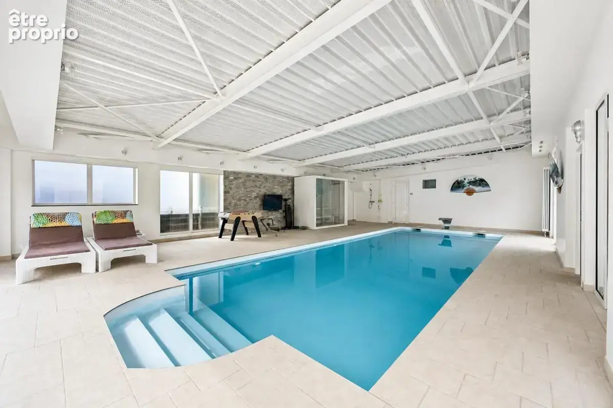Villa d’architecte - 240 m² - piscine intérieure - - photo 2