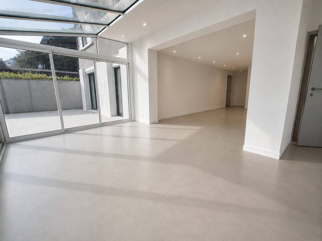 Appartement à THONON-LES-BAINS