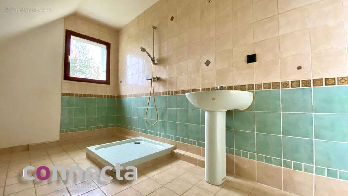 Maison à ROCHECORBON