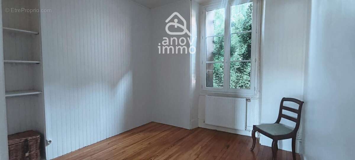 Appartement à SAINT-MARTIN-D'URIAGE