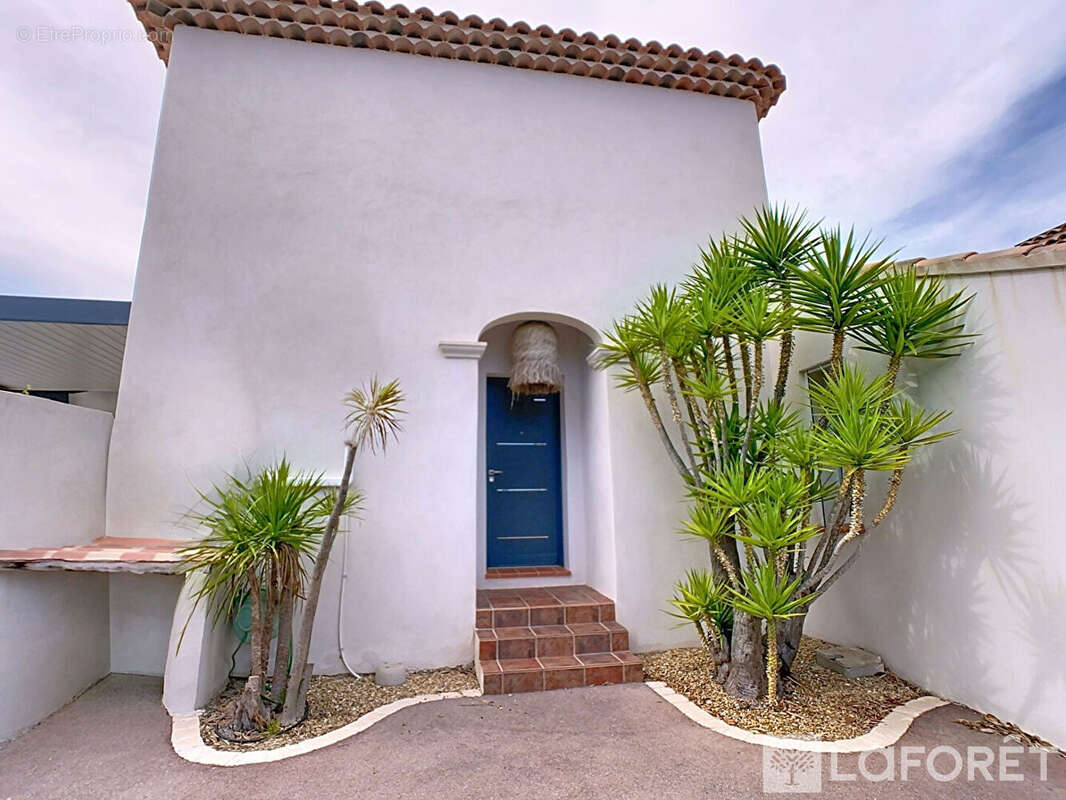 Maison à CARRY-LE-ROUET
