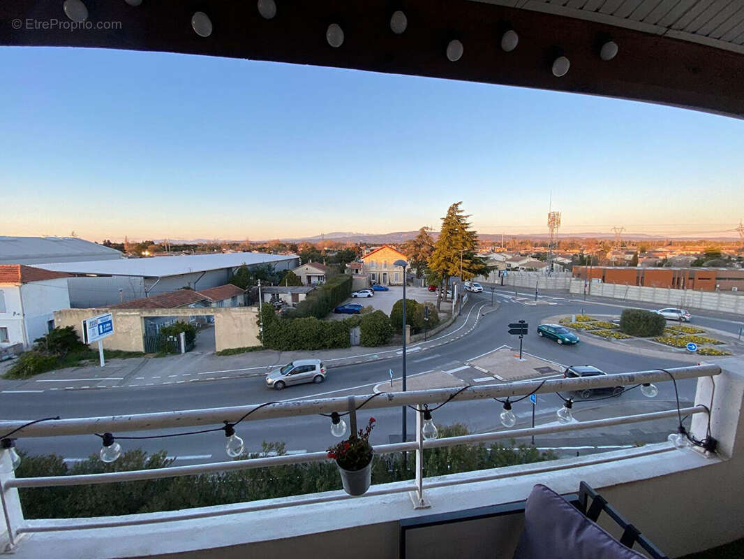 Appartement 2 pièces lumineux au dernier étage à Cavaillon - Idéal investisseur ! - photo 13