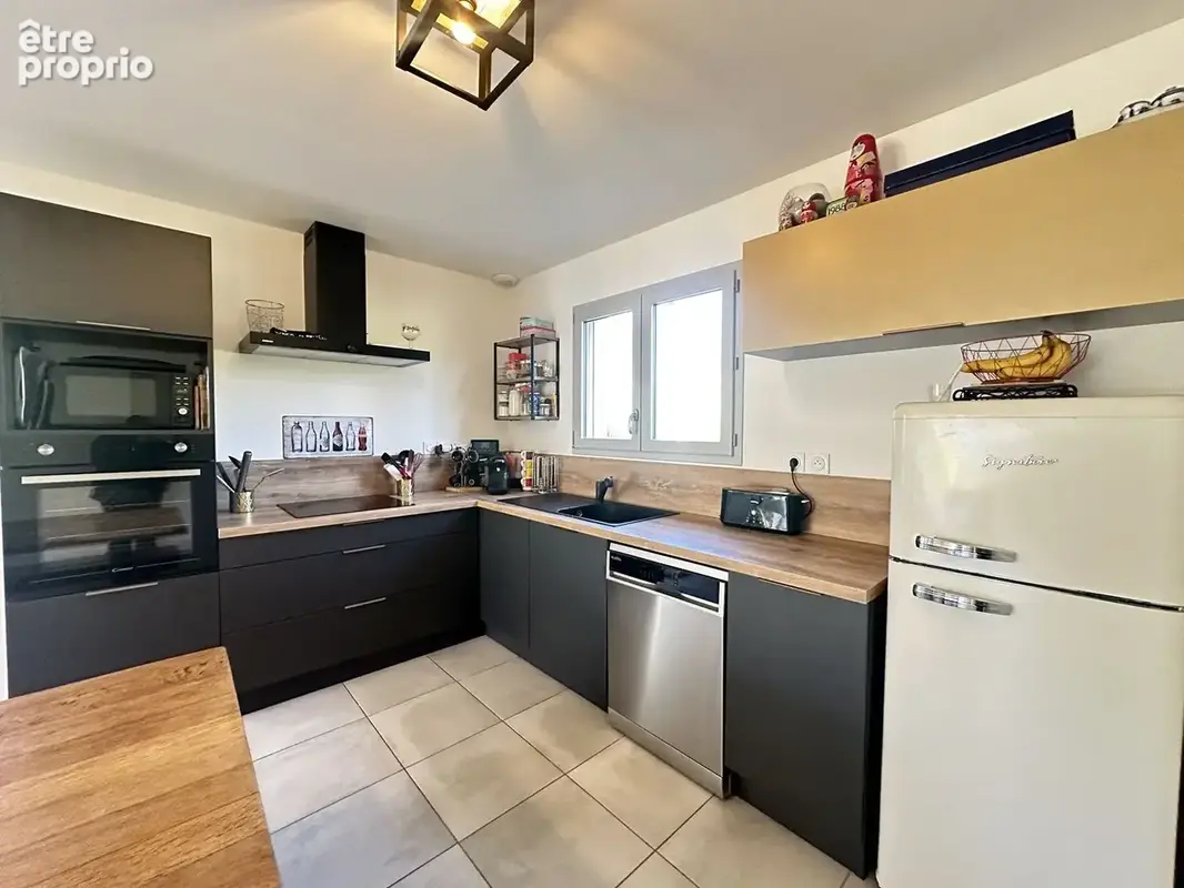 Photo Maison à Chatte au prix de 250 000€
