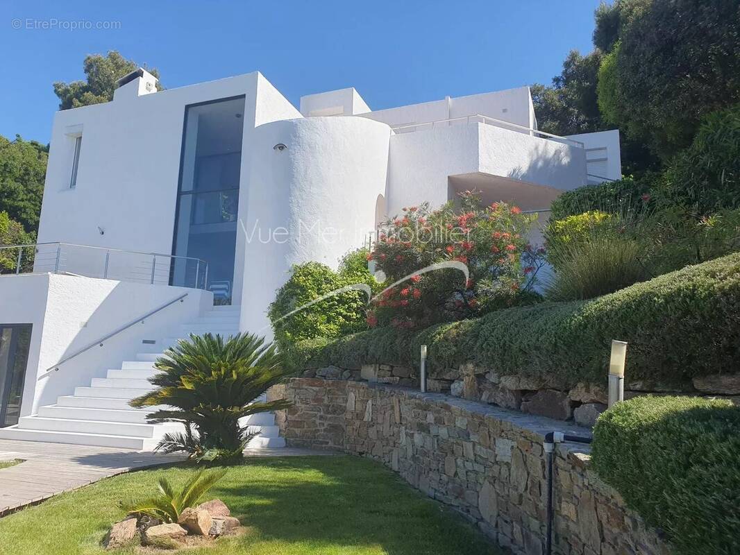 Maison à LE LAVANDOU