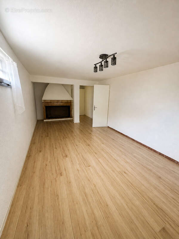 Vetraz-monthoux   maison familiale de 162 m2 au cœur du village - photo 6